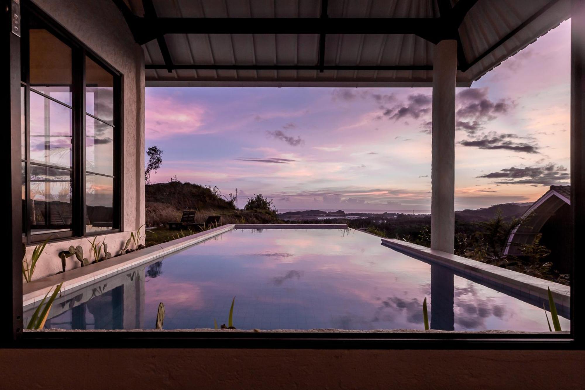 Drop In Surf Lodge Kuta  Eksteriør billede