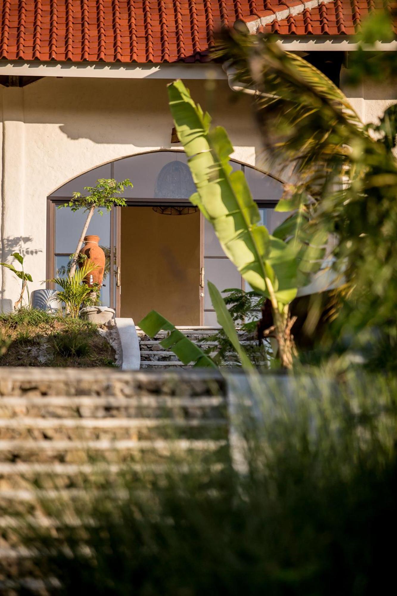 Drop In Surf Lodge Kuta  Eksteriør billede